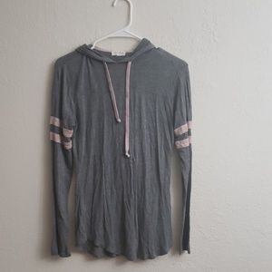 Lightweight long sleeve